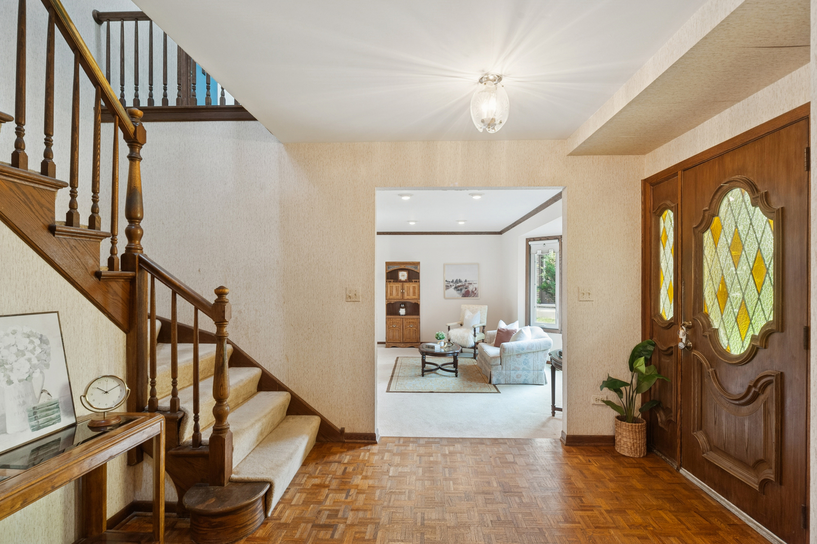 2611 E Radford Court, Arlington Heights, IL 60004