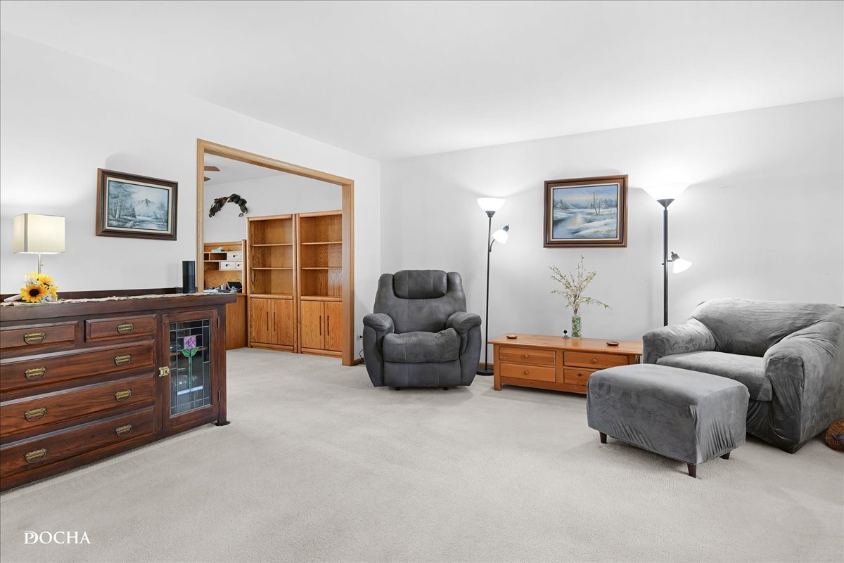 1149 Newcastle Lane, Aurora, IL 60506