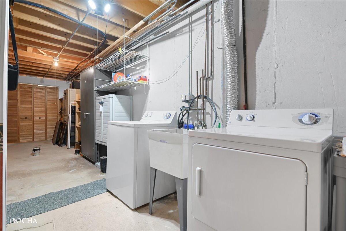 1149 Newcastle Lane, Aurora, IL 60506