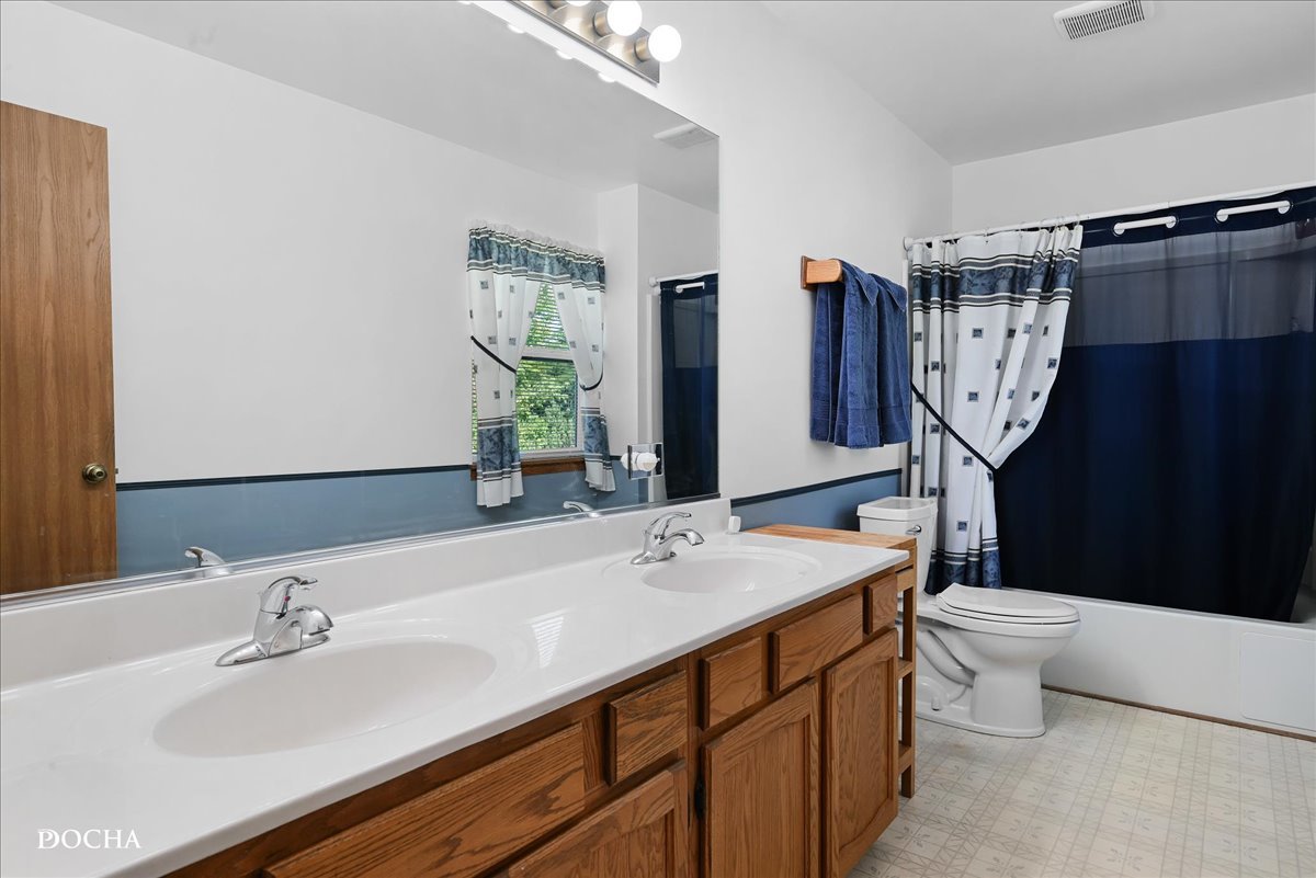 1149 Newcastle Lane, Aurora, IL 60506