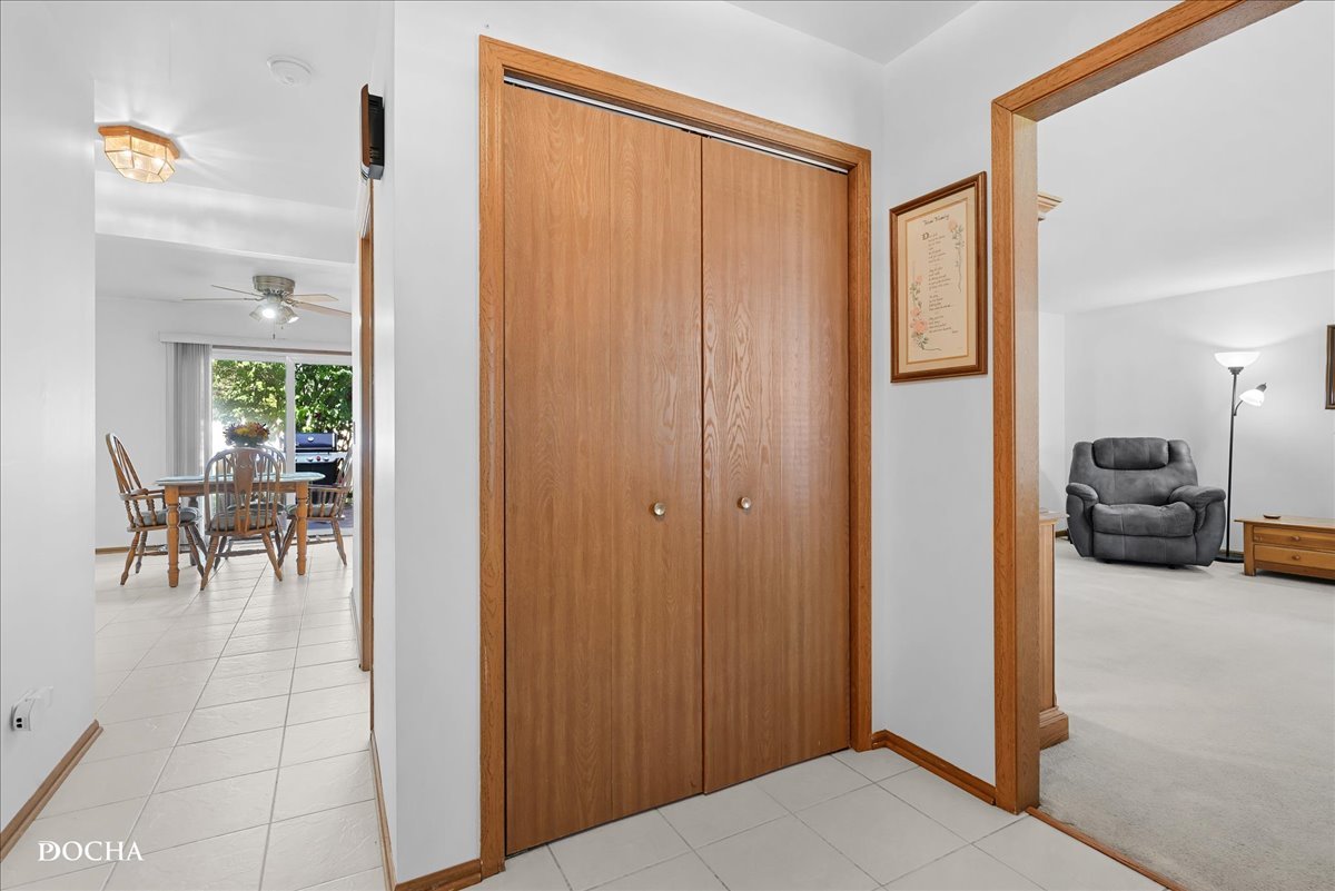 1149 Newcastle Lane, Aurora, IL 60506