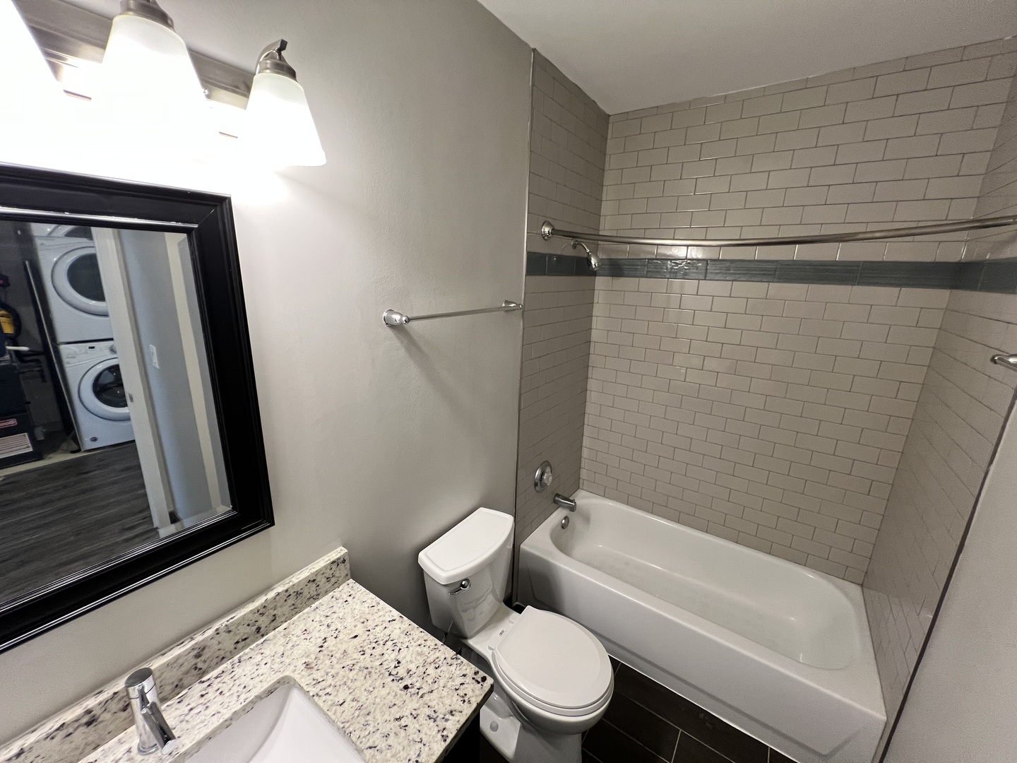 625 Deerfield Road #402, Deerfield, IL 60015