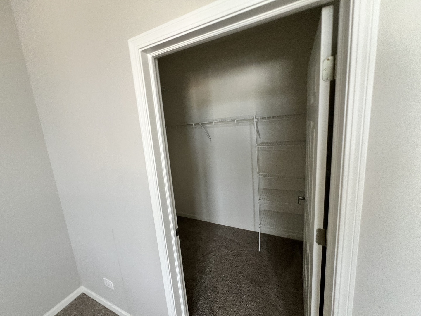 625 Deerfield Road #402, Deerfield, IL 60015