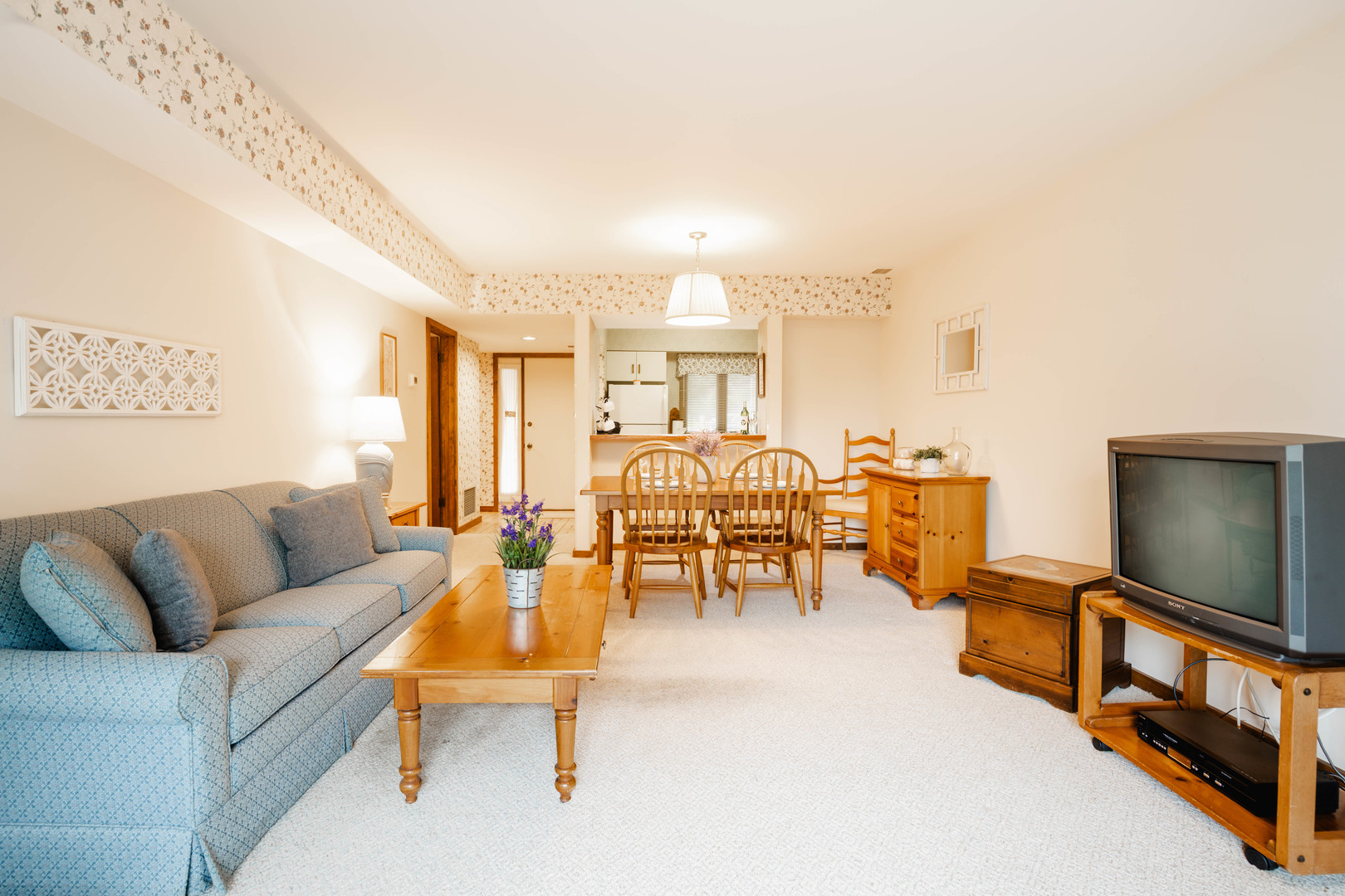 B10 Long Bay Point Drive #B10, Galena, IL 61036