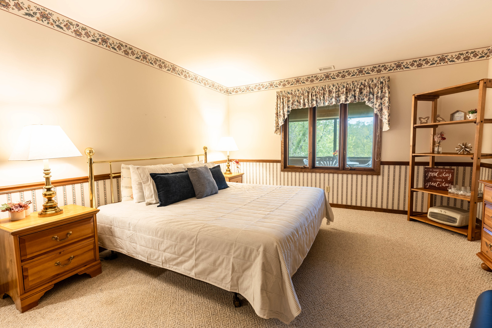 B10 Long Bay Point Drive #B10, Galena, IL 61036