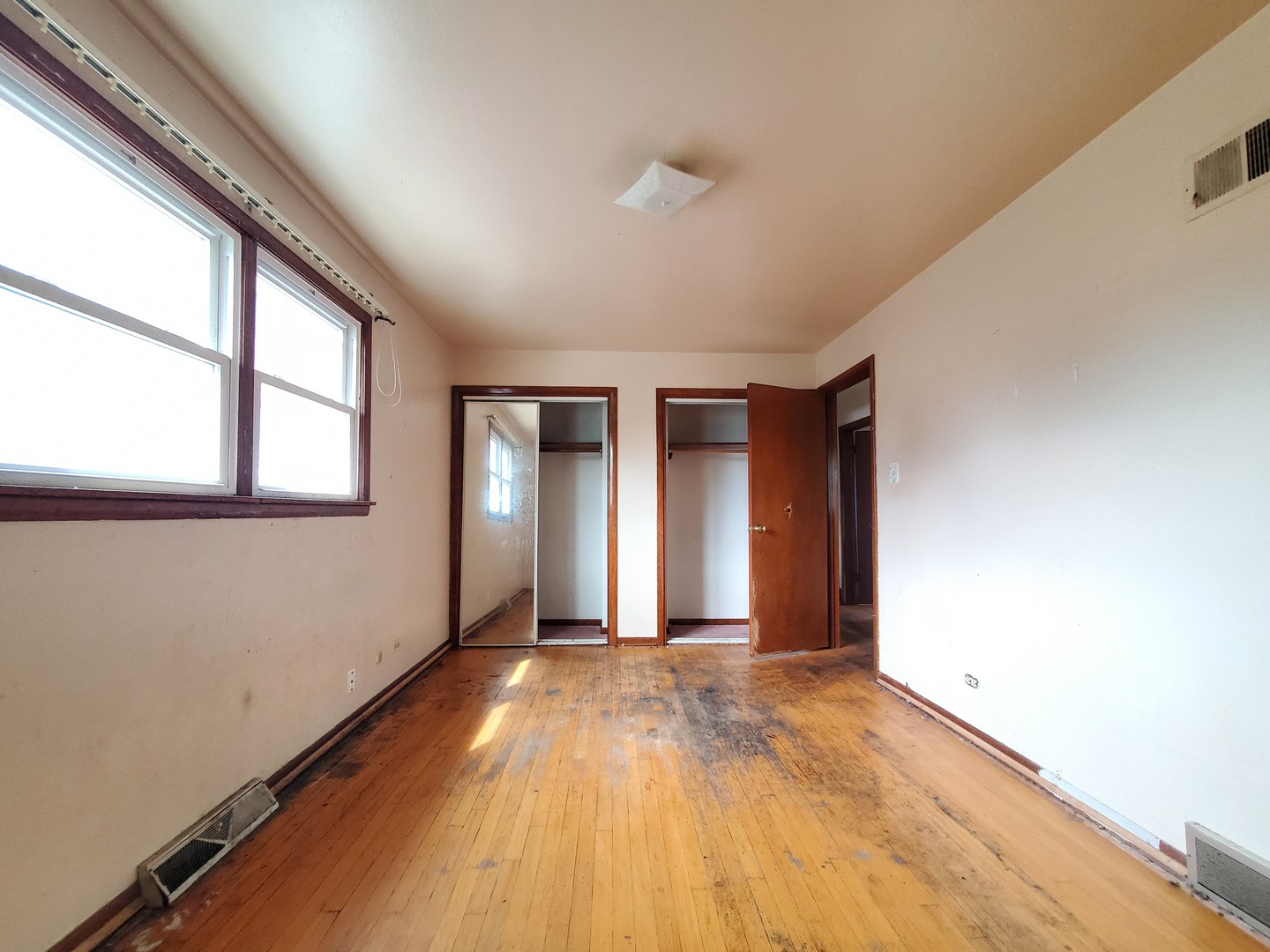 15019 Oak Street, Dolton, IL 60419