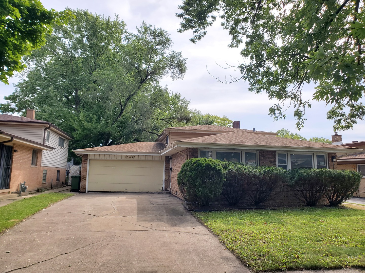 15019 Oak Street, Dolton, IL 60419