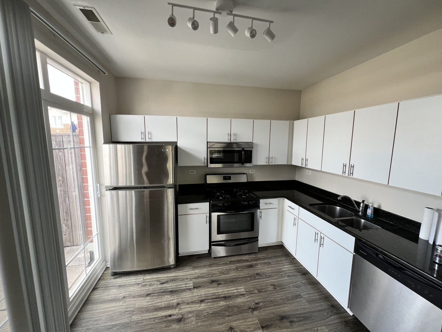 625 Deerfield Road #314, Deerfield, IL 60015