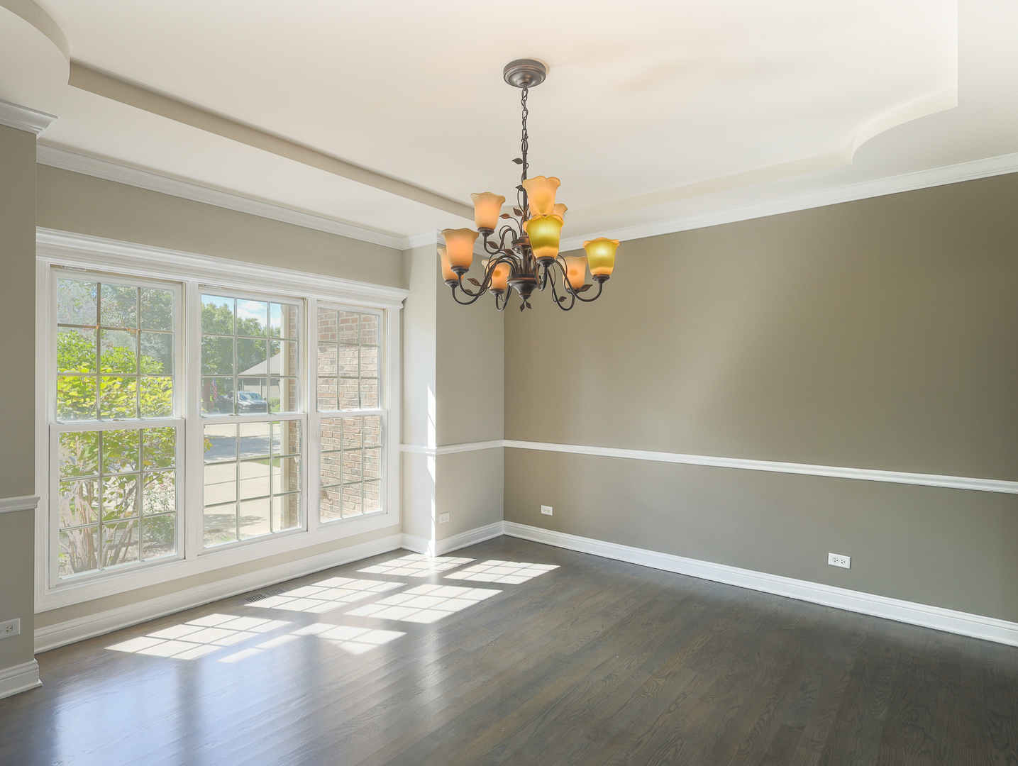 618 Pine Street, Sugar Grove, IL 60554
