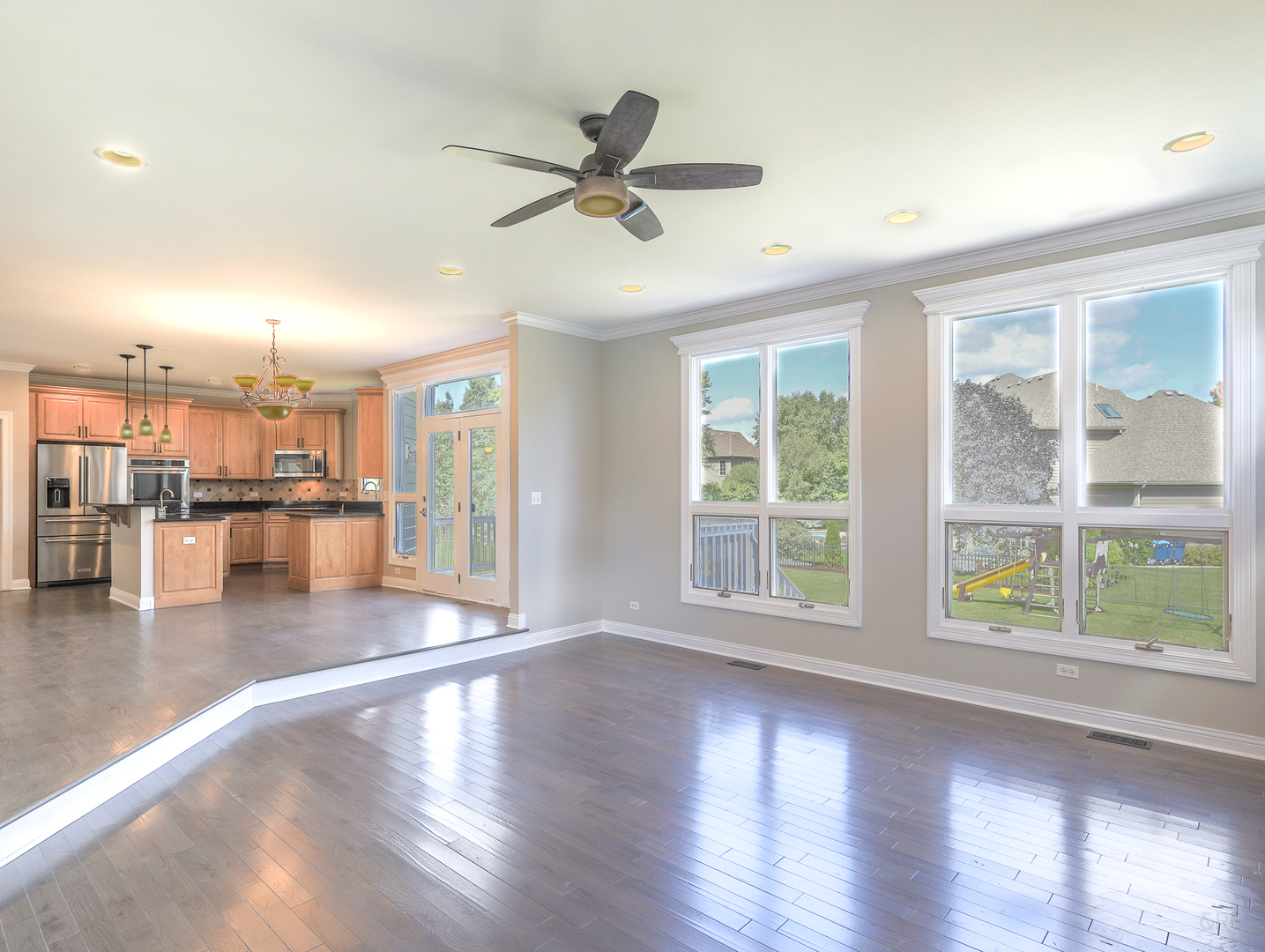 618 Pine Street, Sugar Grove, IL 60554