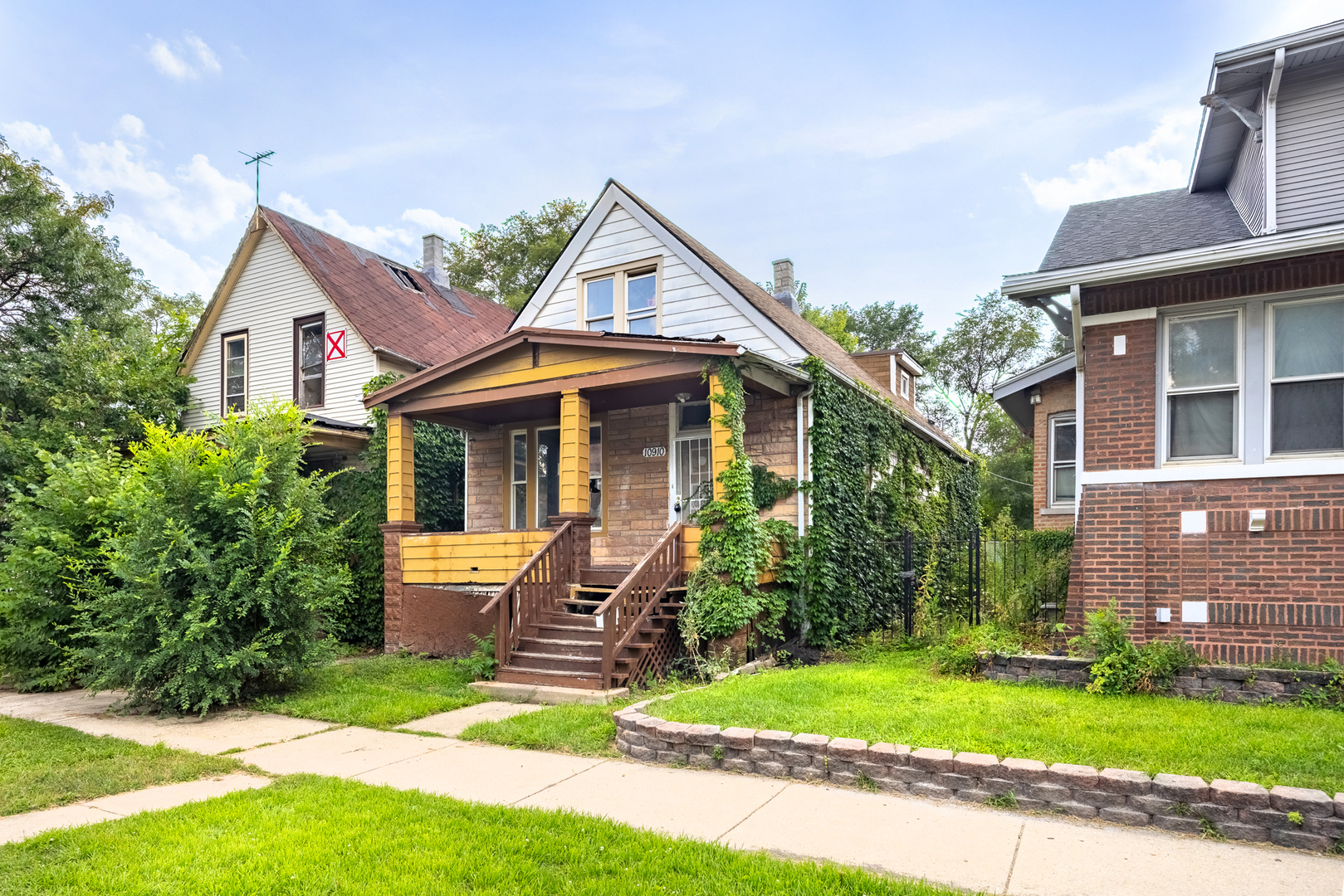 10910 S Edbrooke Avenue, Chicago, IL 60628