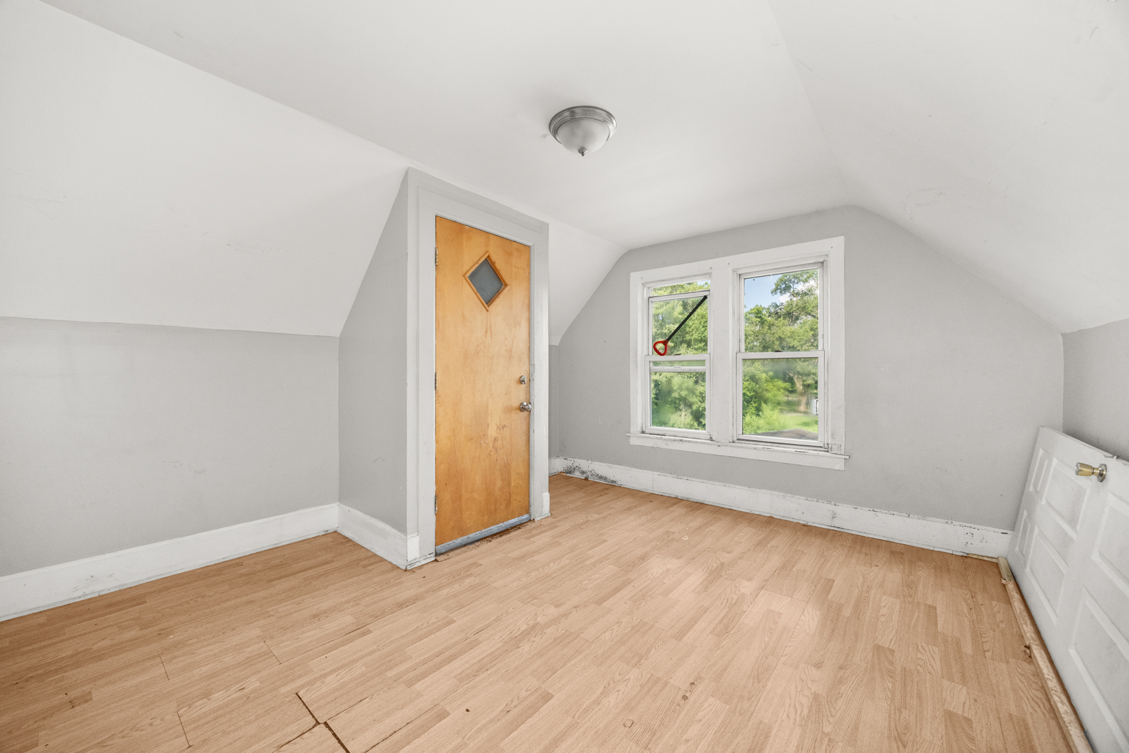 10910 S Edbrooke Avenue, Chicago, IL 60628
