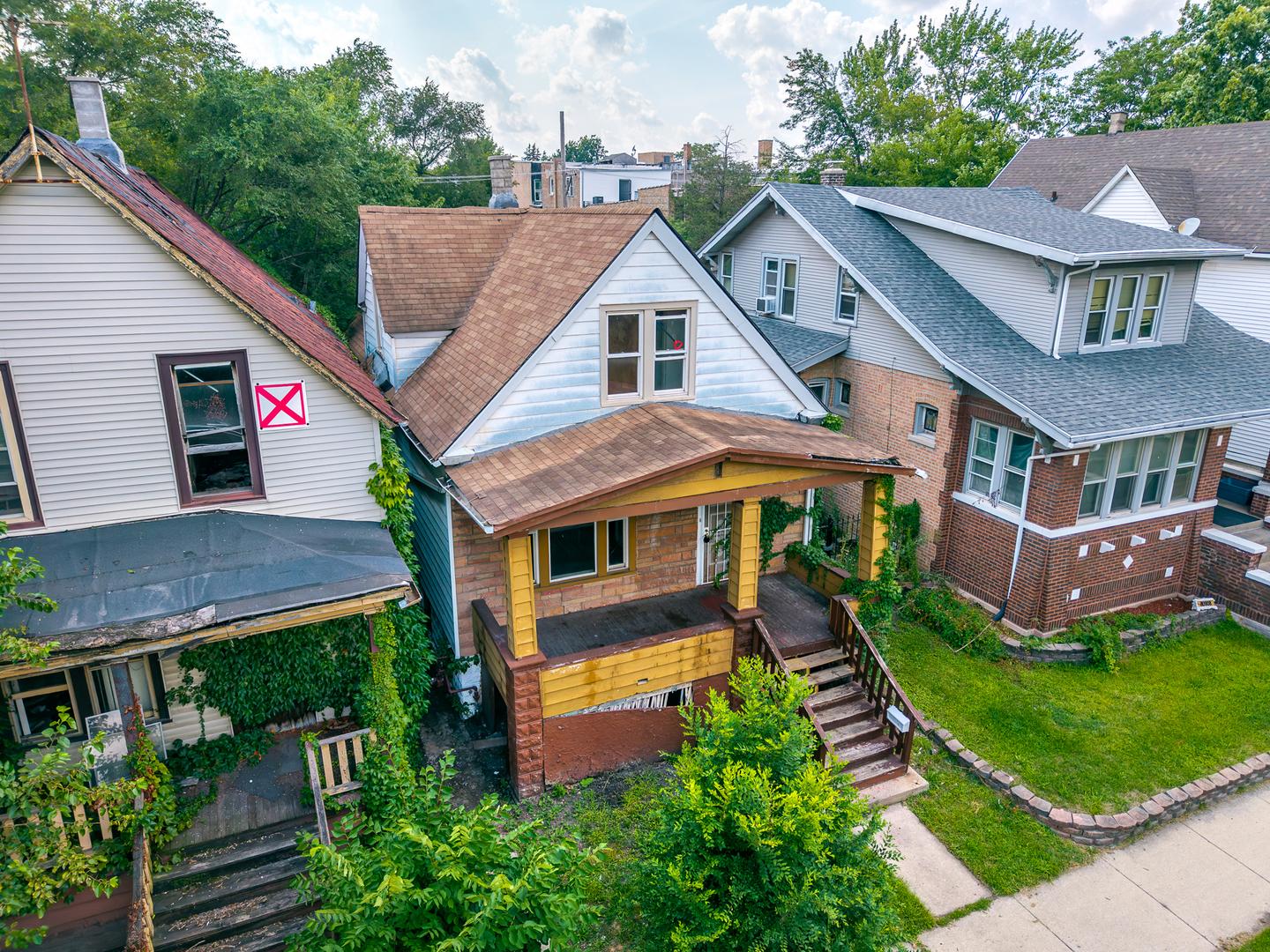 10910 S Edbrooke Avenue, Chicago, IL 60628