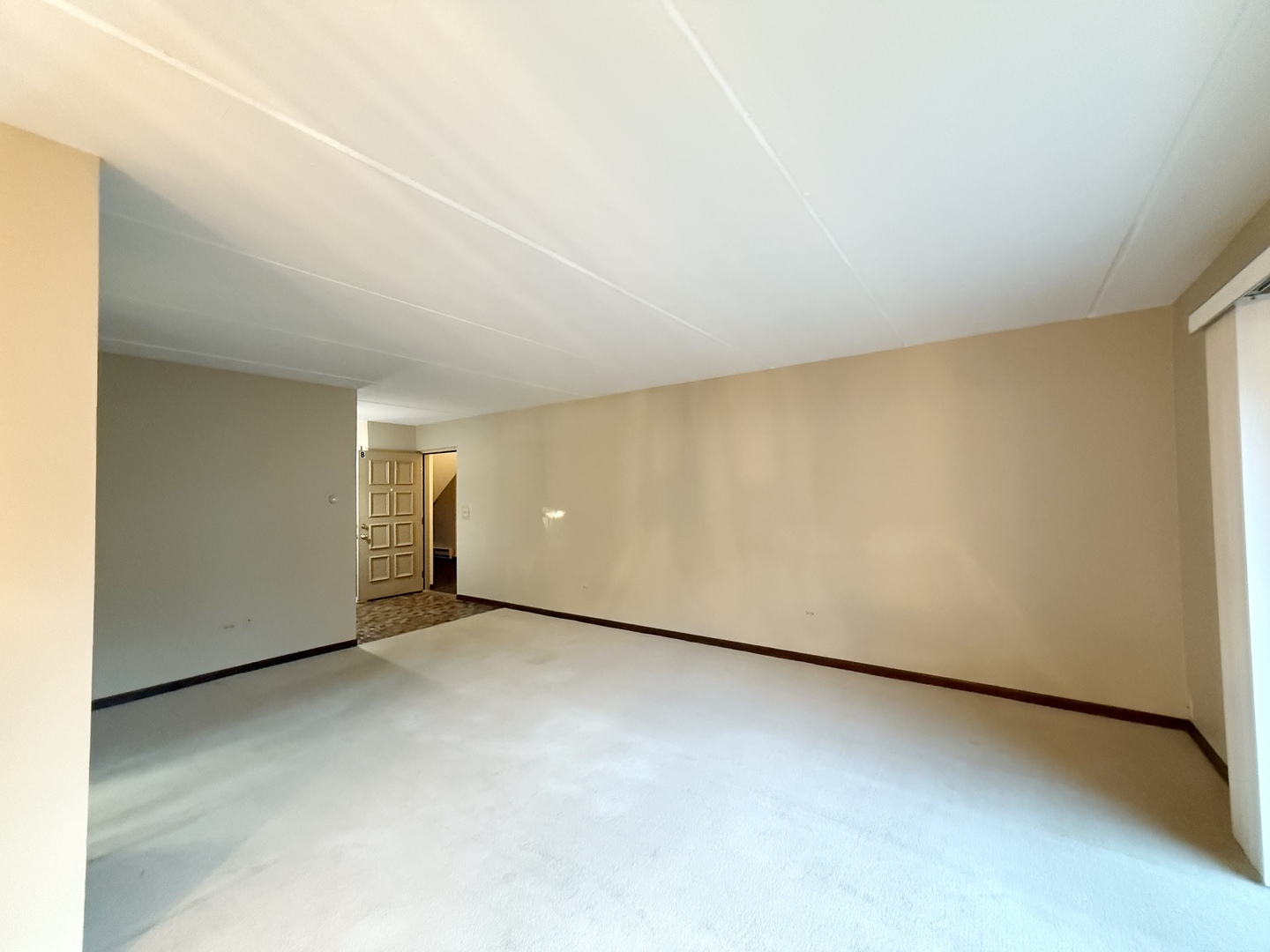 222 Stanhope Drive #B, Willowbrook, IL 60527