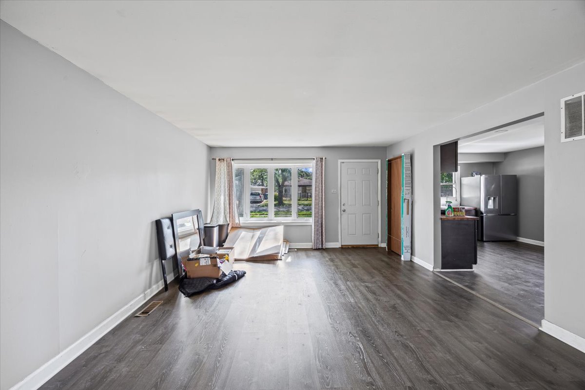 3810 153rd Street, Midlothian, IL 60445