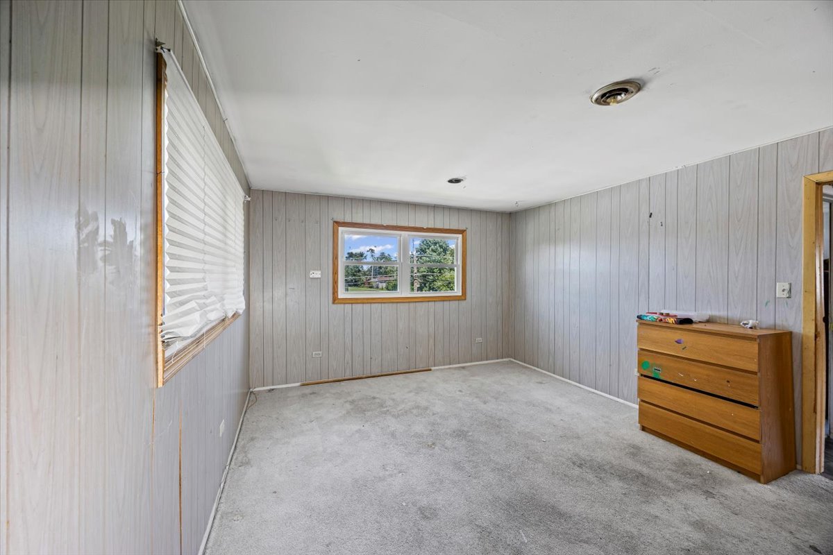 3810 153rd Street, Midlothian, IL 60445
