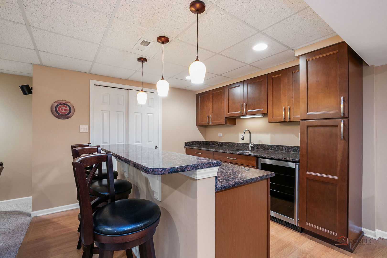 570 Patriot Court, Gurnee, IL 60031