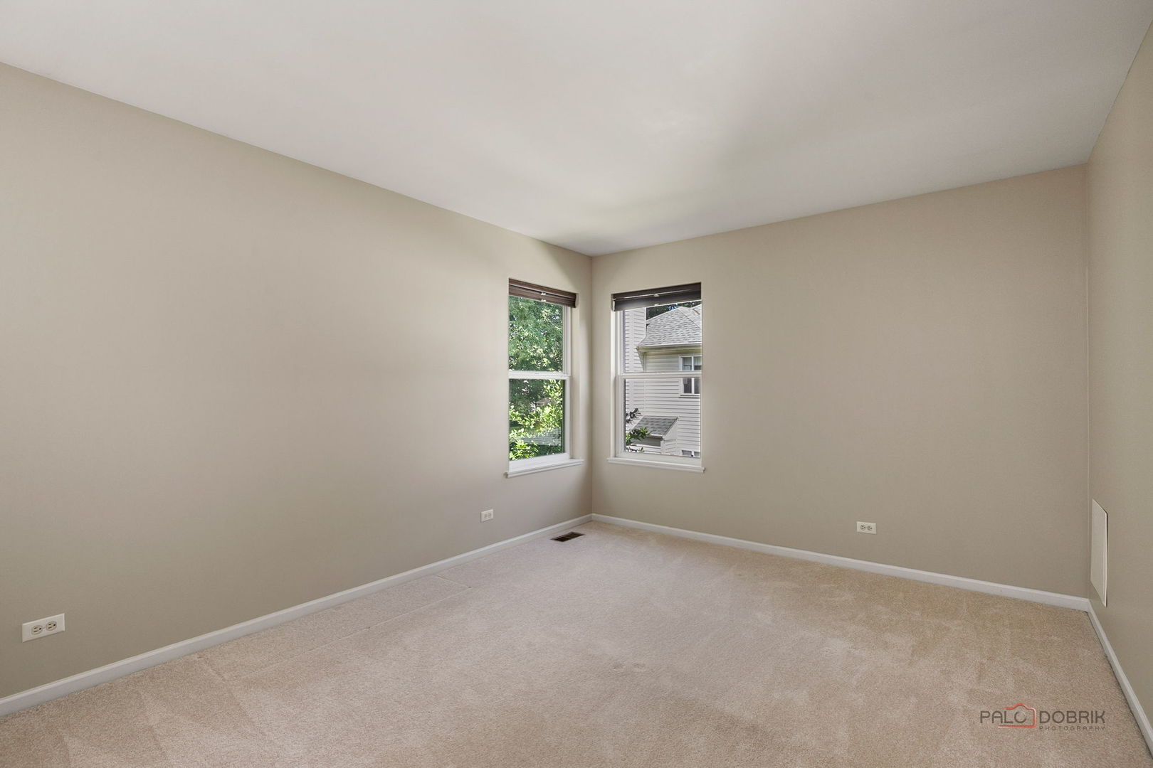 570 Patriot Court, Gurnee, IL 60031