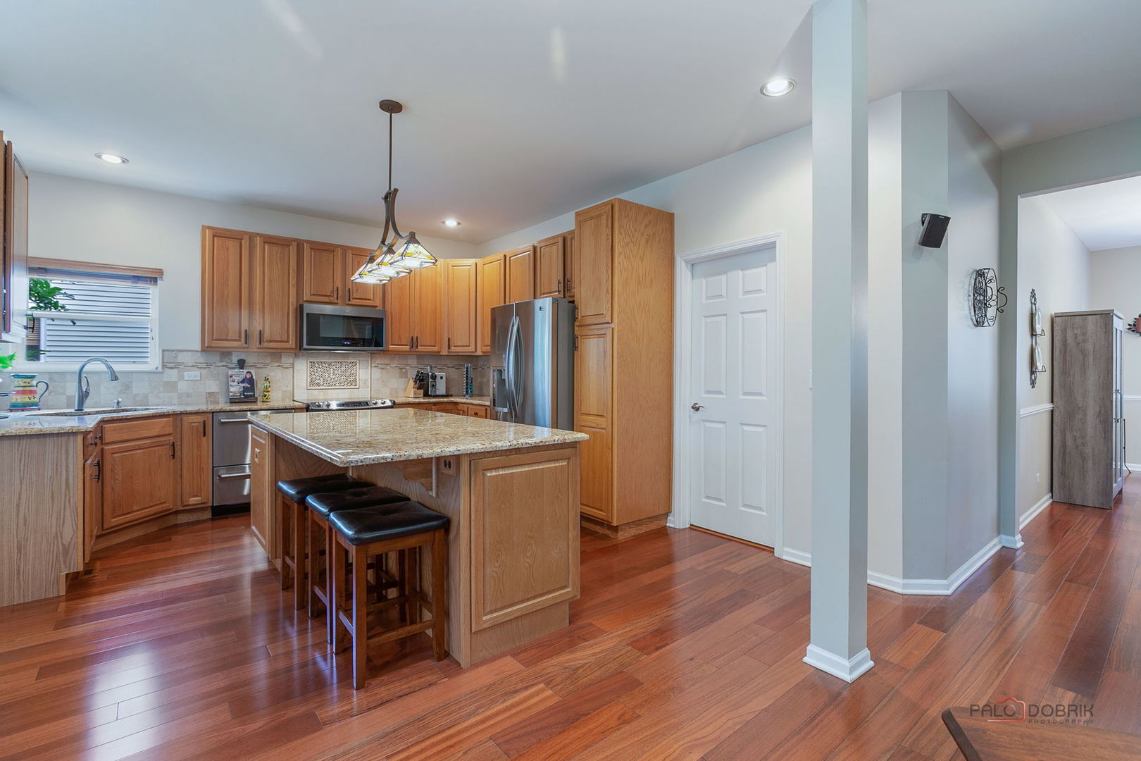 570 Patriot Court, Gurnee, IL 60031