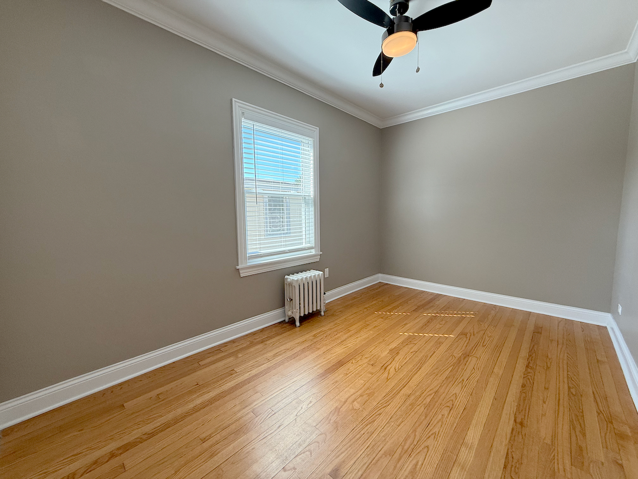 5128 W Carmen Avenue #2, Chicago, IL 60630
