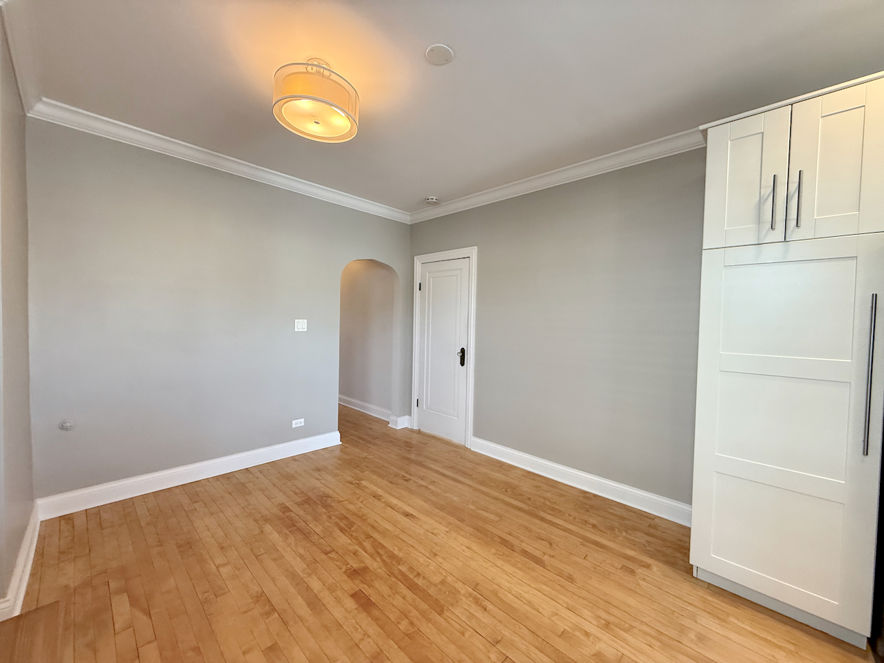 5128 W Carmen Avenue #2, Chicago, IL 60630
