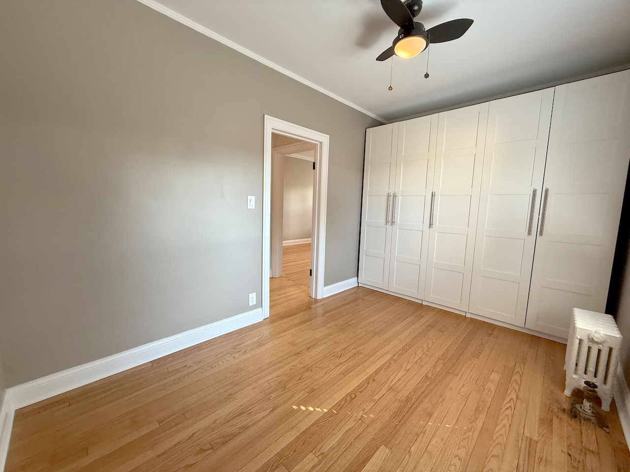 5128 W Carmen Avenue #2, Chicago, IL 60630