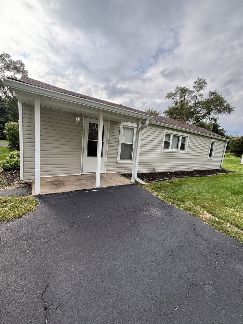 1110 174th Street, East Hazel Crest, IL 60429