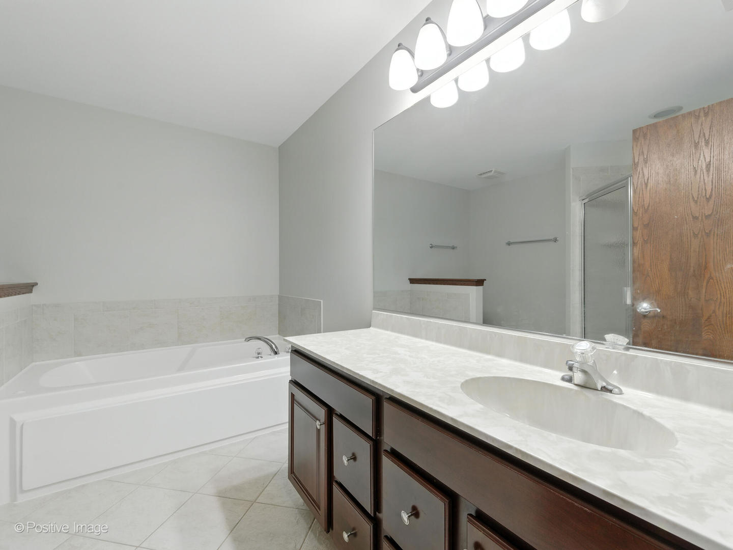 10701 Gabrielle Lane, Orland Park, IL 60462