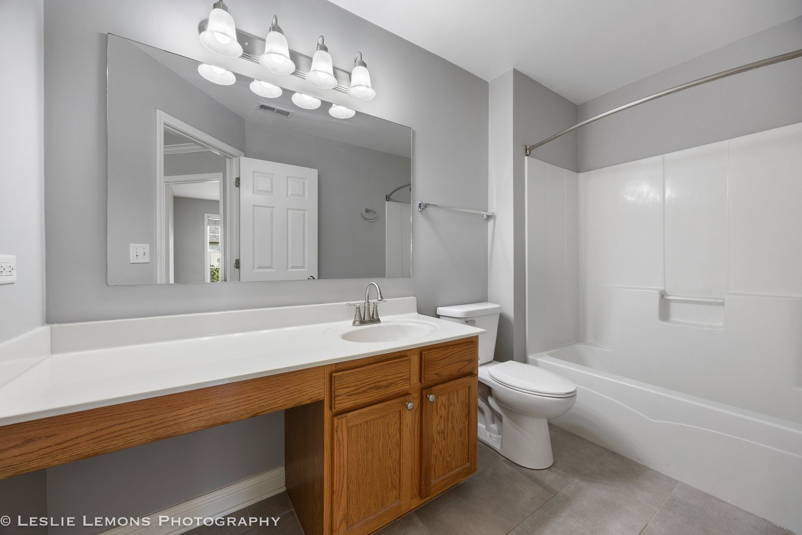 24022 W WALNUT Circle, Plainfield, IL 60585