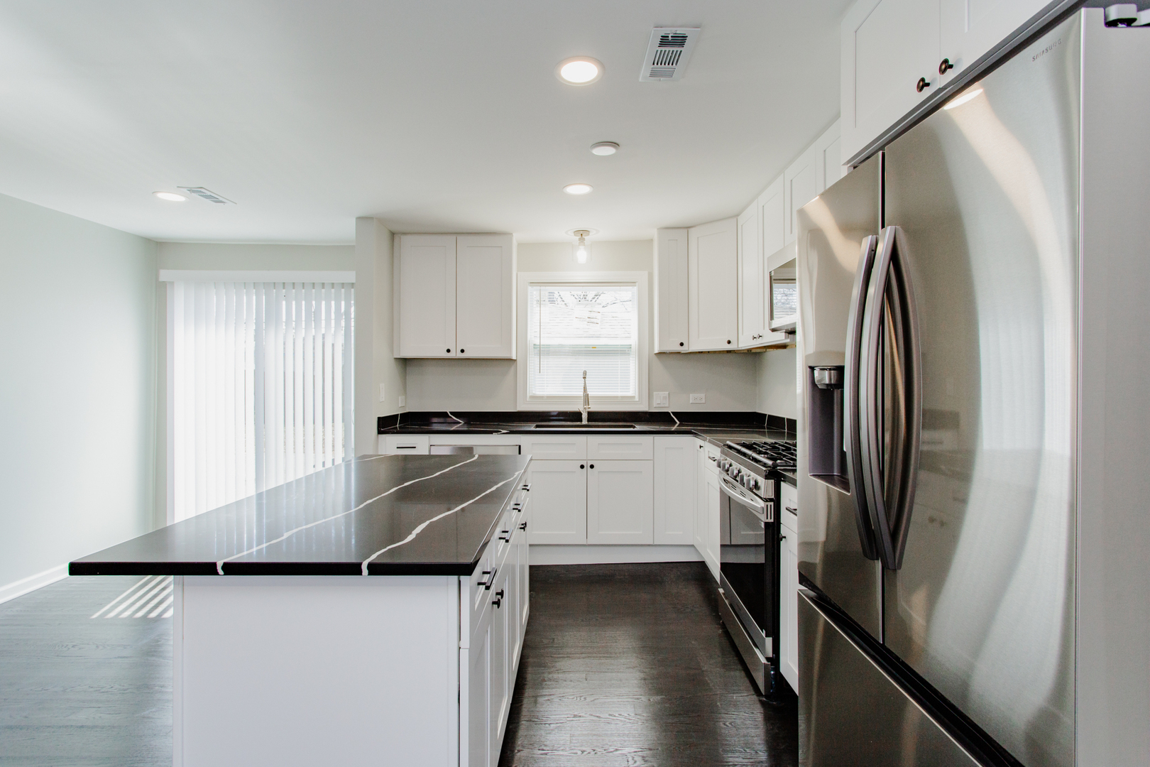 10131 Nevada Avenue, Franklin Park, IL 60131