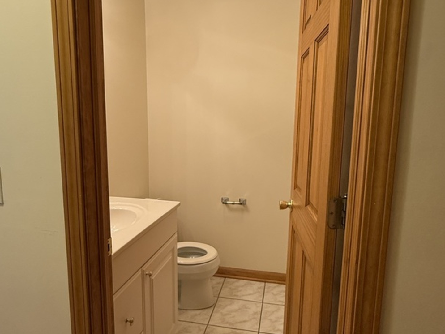 125 Maple Court #1, Geneva, IL 60134