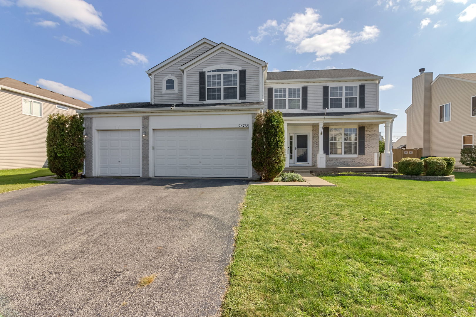 25765 S Yellow Pine Drive, Channahon, IL 60410