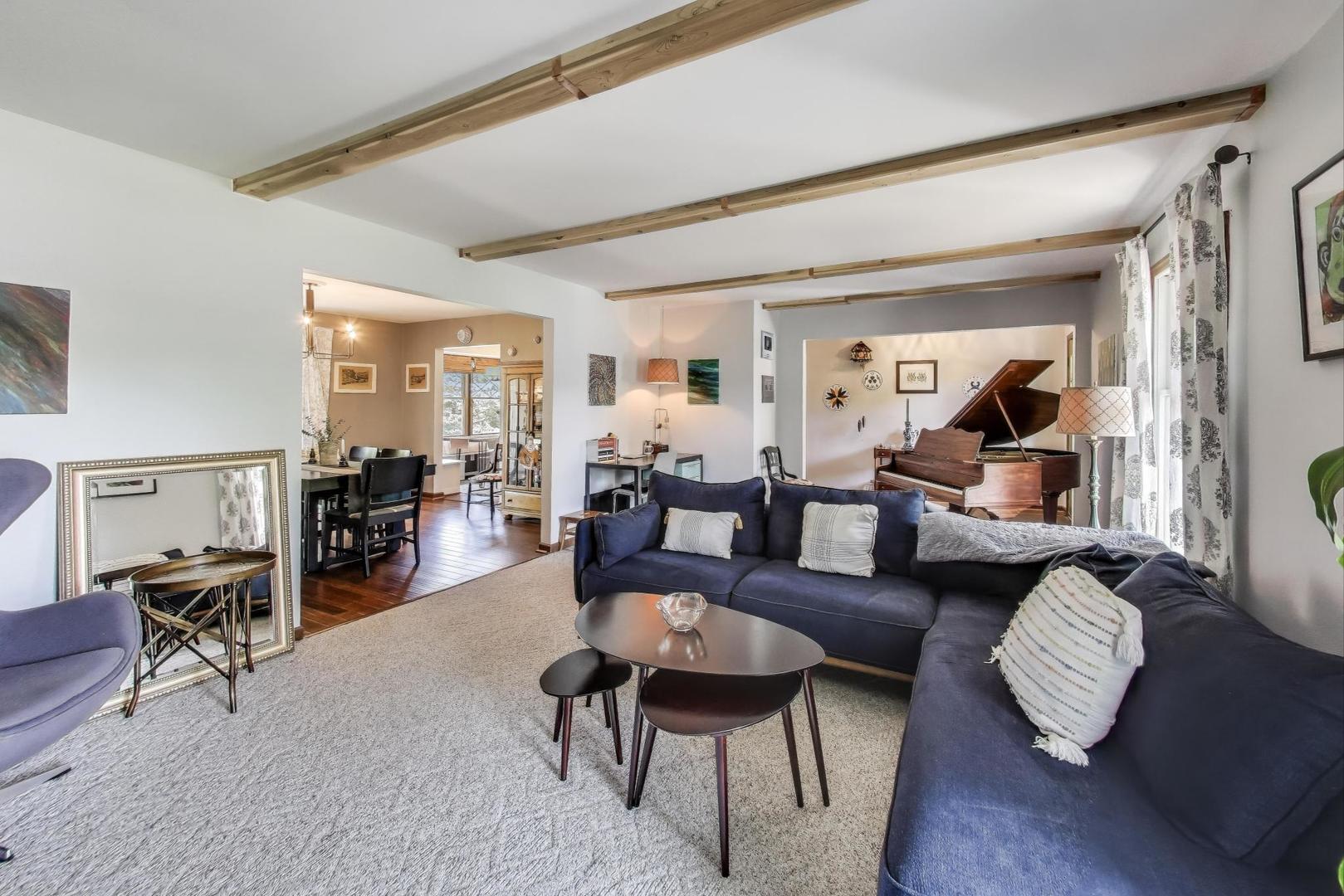 9623 N Hunters Lane, Spring Grove, IL 60081