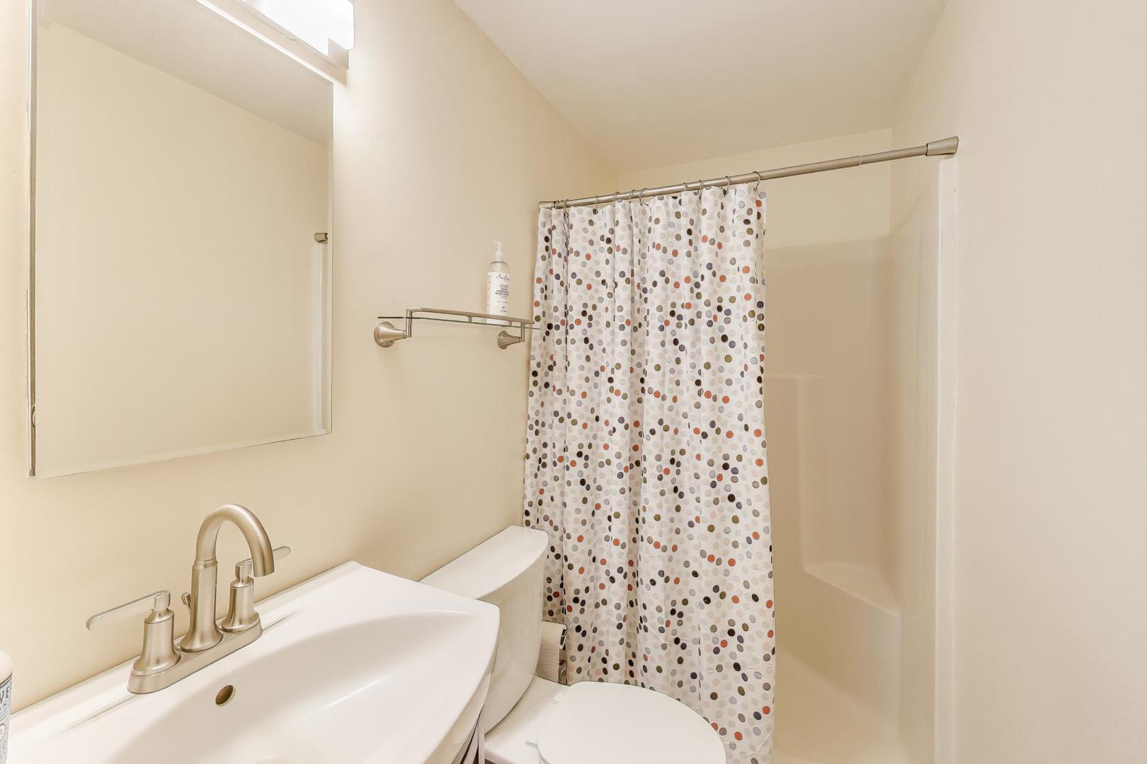 9623 N Hunters Lane, Spring Grove, IL 60081