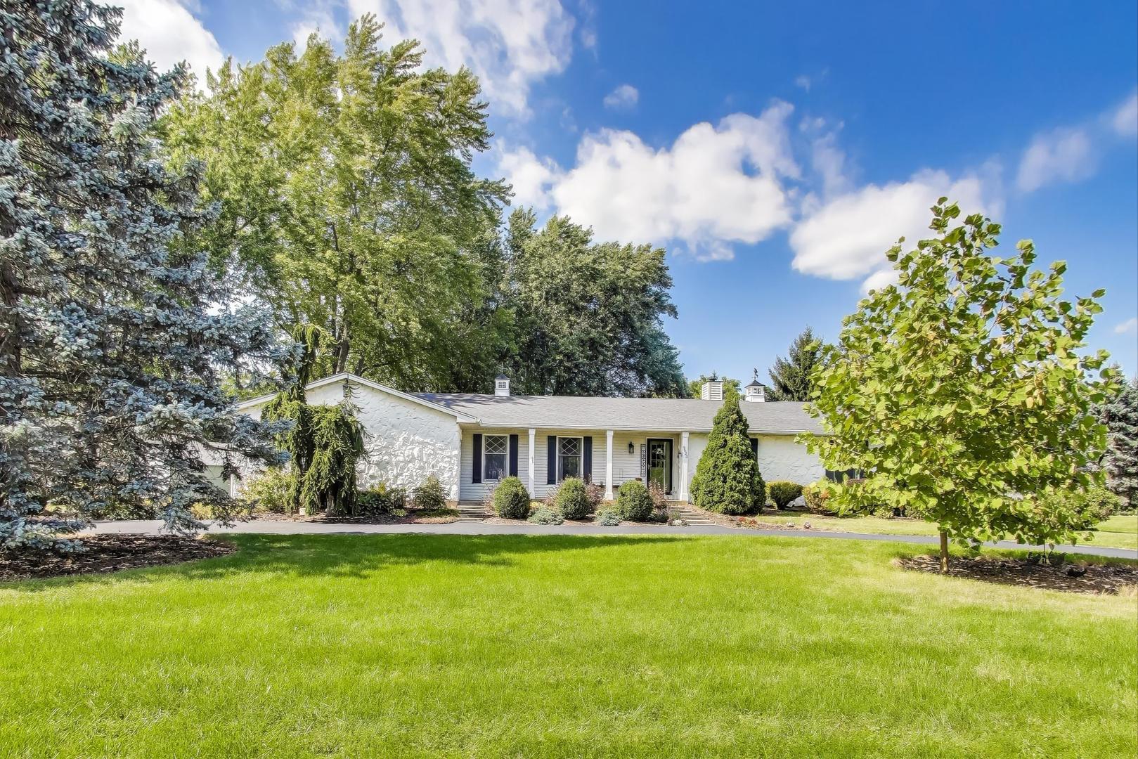 9623 N Hunters Lane, Spring Grove, IL 60081