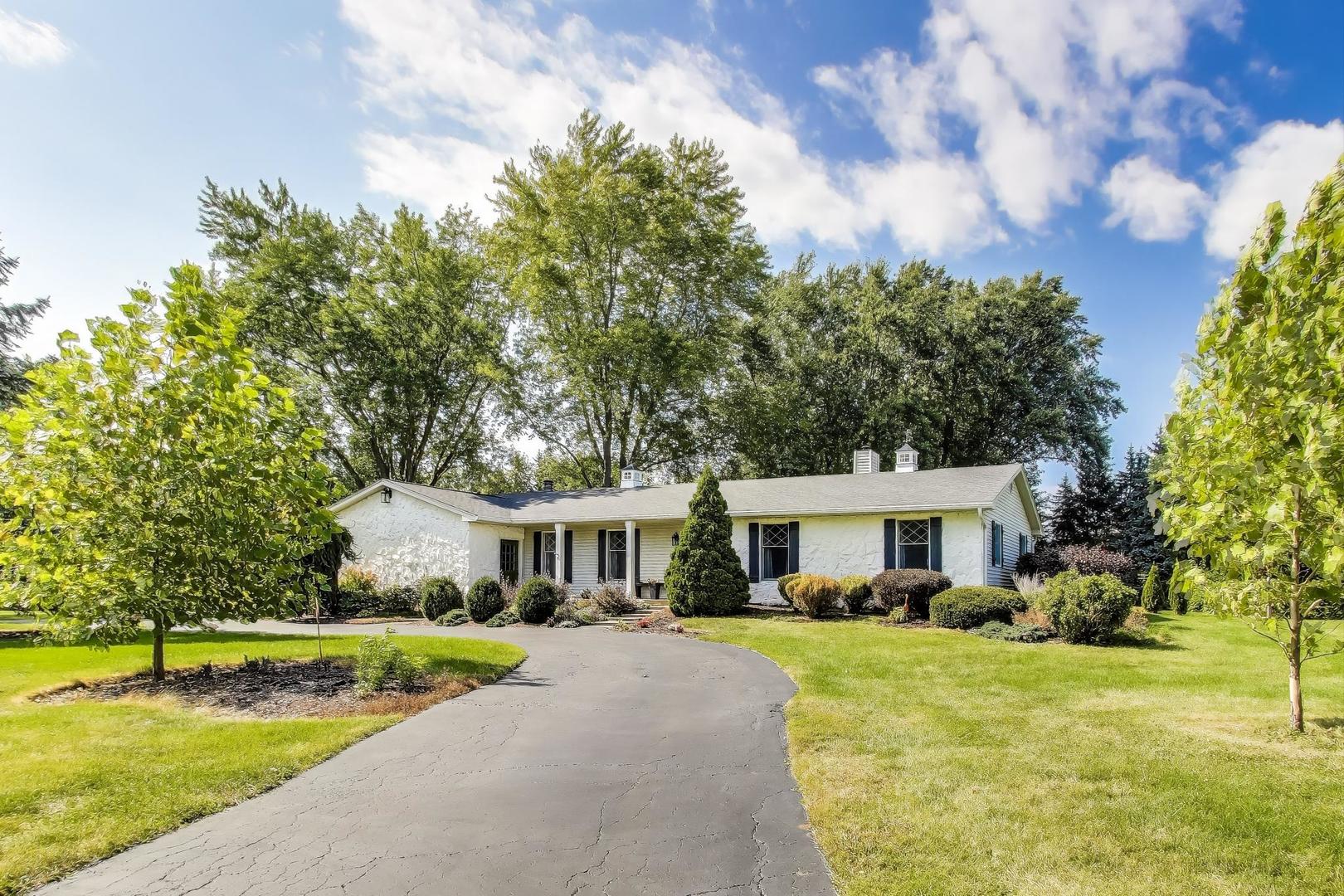 9623 N Hunters Lane, Spring Grove, IL 60081