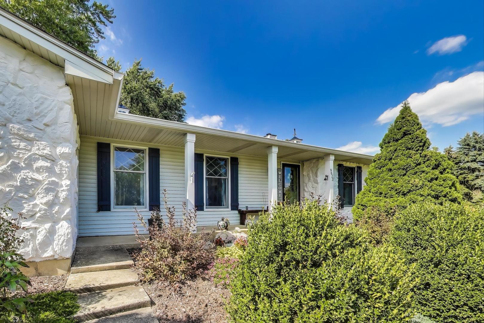9623 N Hunters Lane, Spring Grove, IL 60081