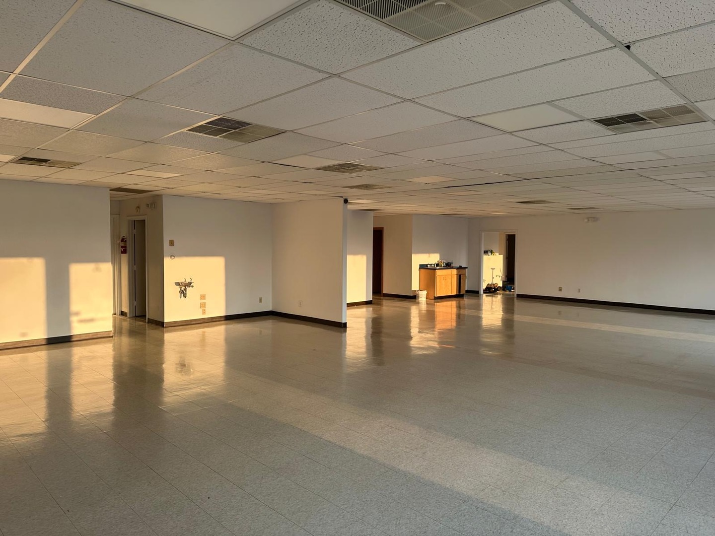 1511 Morrissey Drive, Bloomington, IL 61701