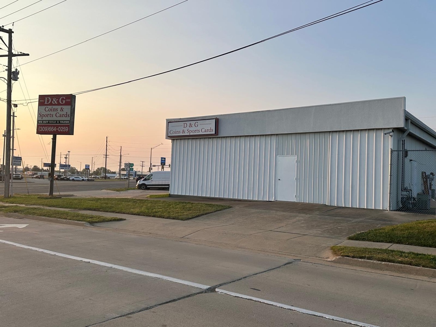 1511 Morrissey Drive, Bloomington, IL 61701