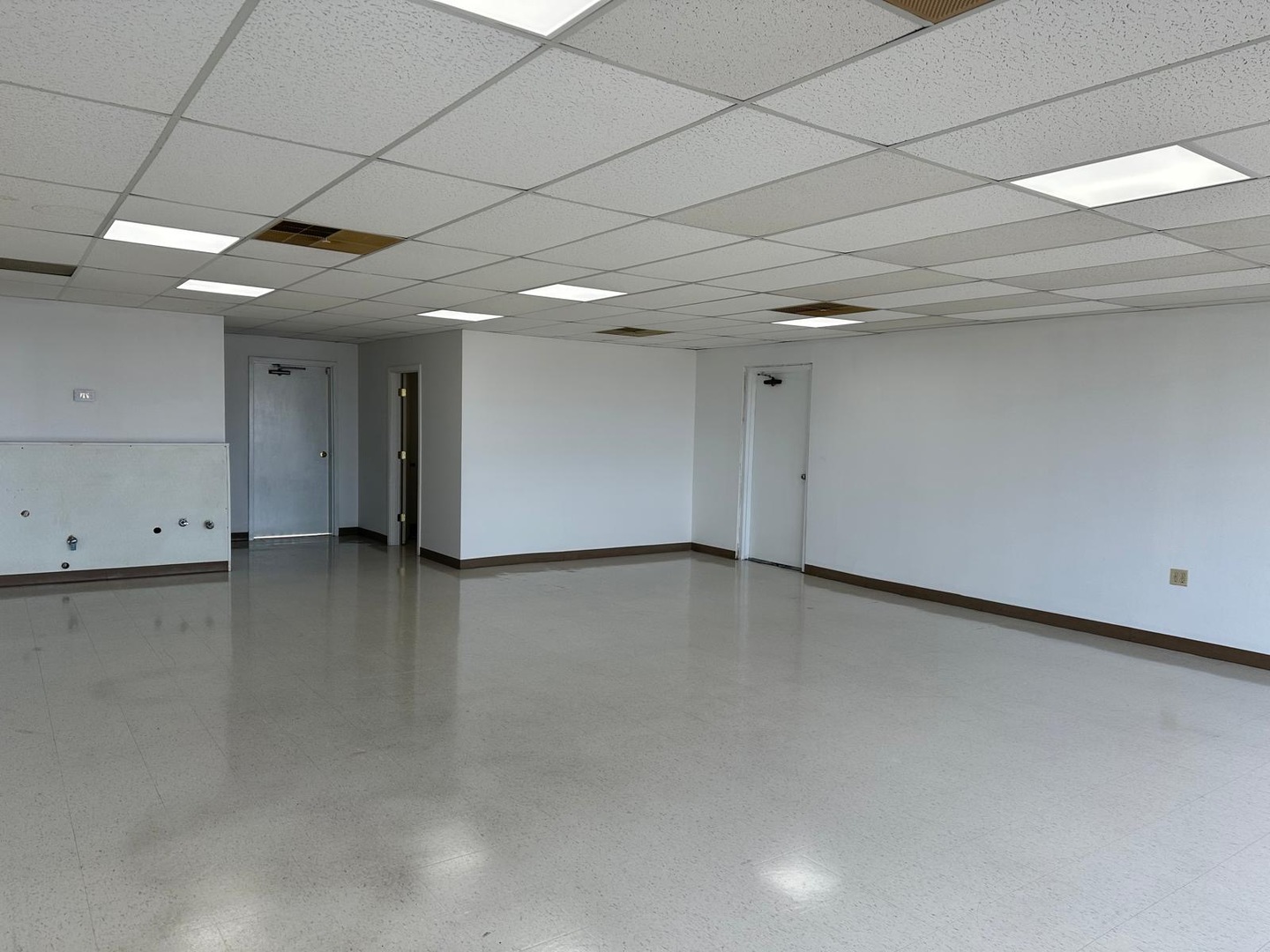 1511 Morrissey Drive, Bloomington, IL 61701