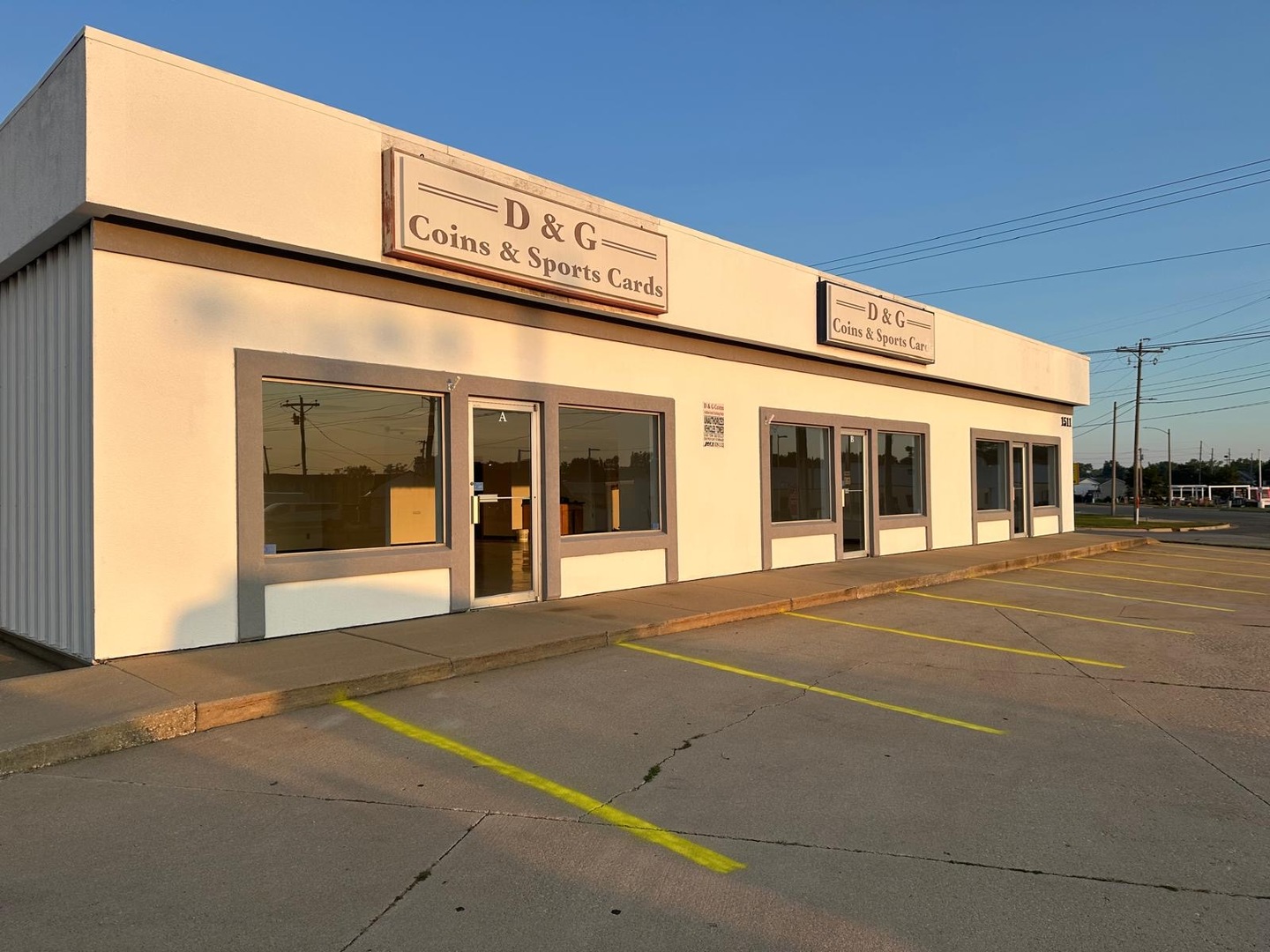 1511 Morrissey Drive, Bloomington, IL 61701