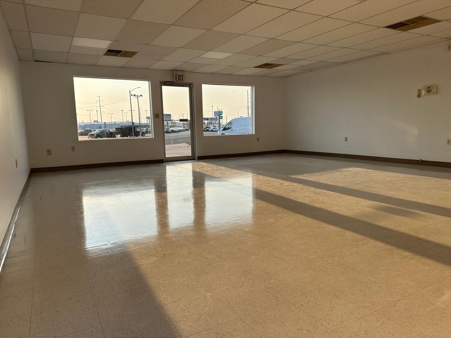 1511 Morrissey Drive, Bloomington, IL 61701