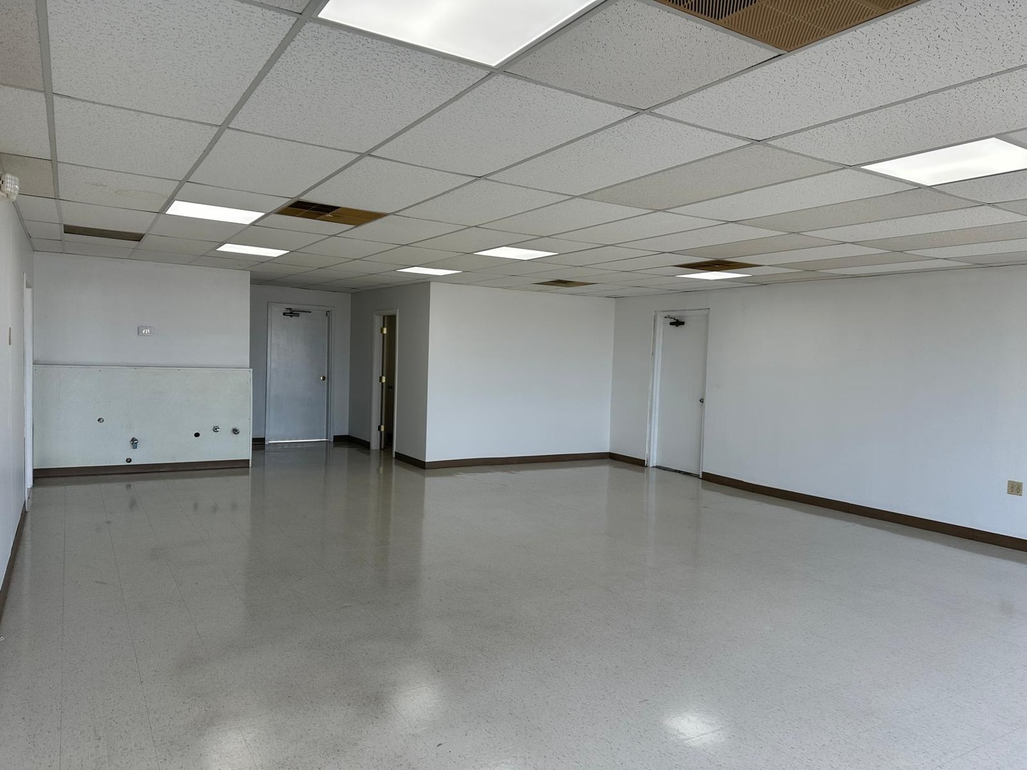 1511 Morrissey Drive, Bloomington, IL 61701