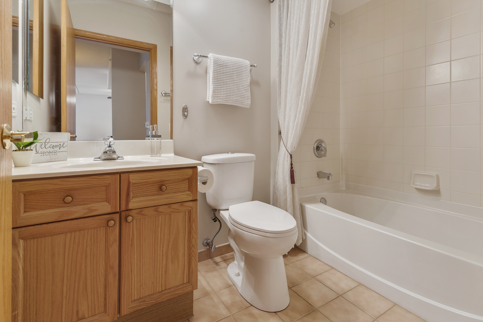 1476 Perry Street #506, Des Plaines, IL 60016