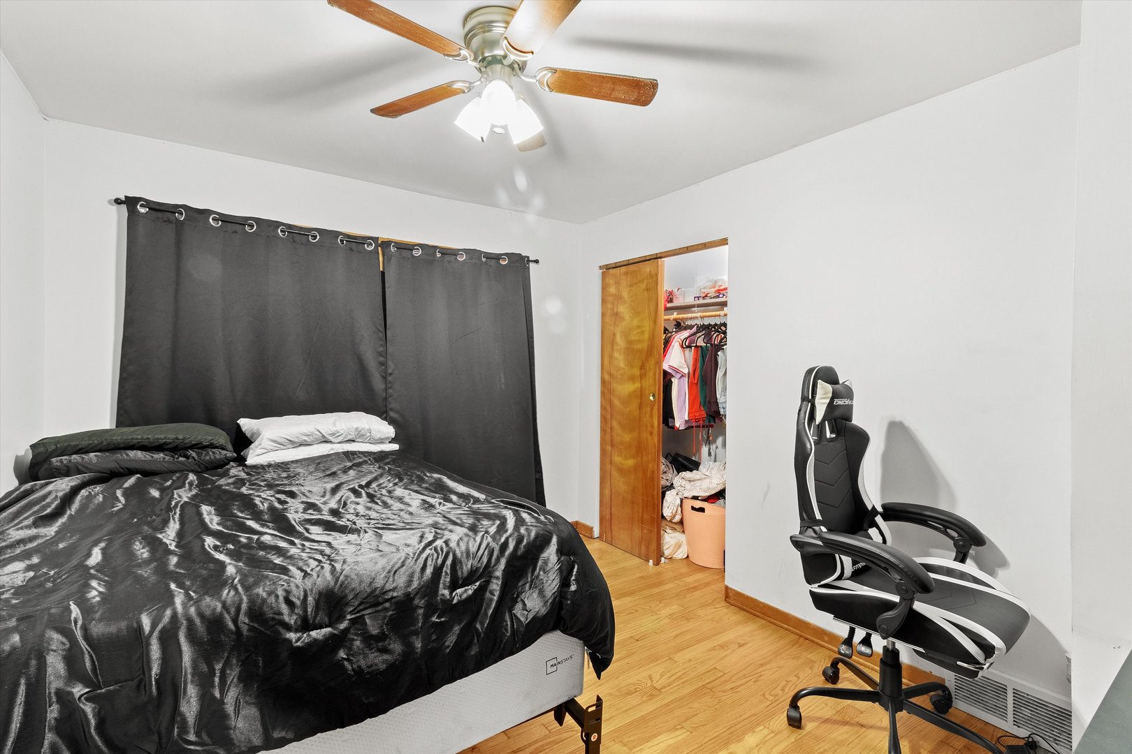 38 W 78th Street, Chicago, IL 60620