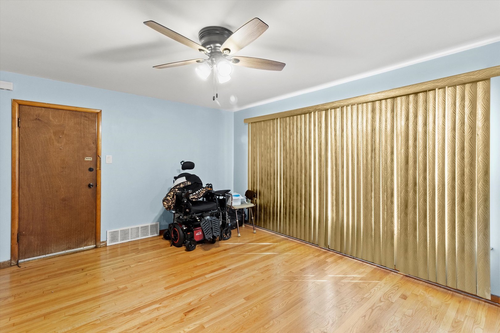 38 W 78th Street, Chicago, IL 60620