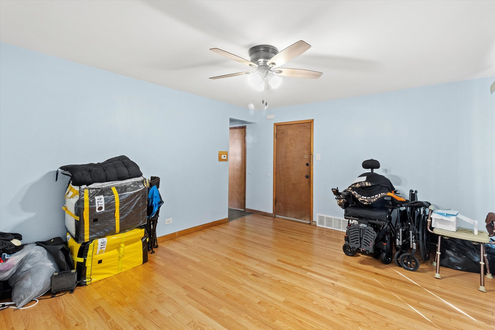 38 W 78th Street, Chicago, IL 60620