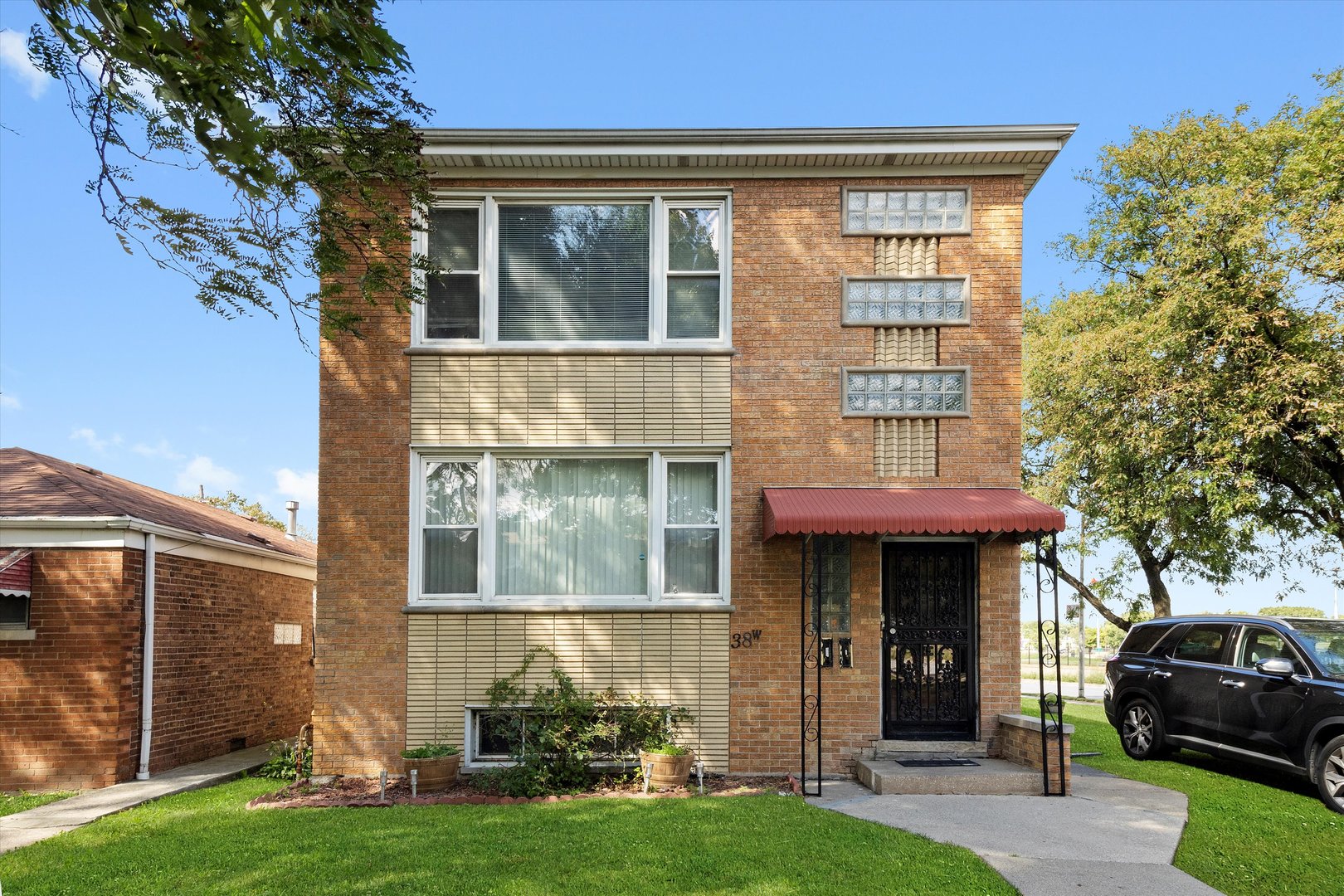 38 W 78th Street, Chicago, IL 60620