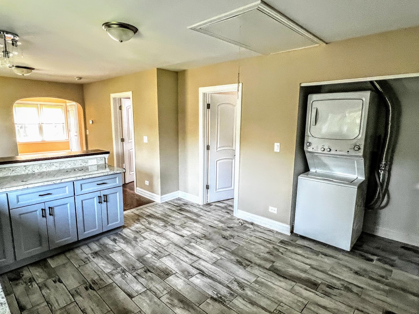 5328 W Leland Avenue #2, Chicago, IL 60630