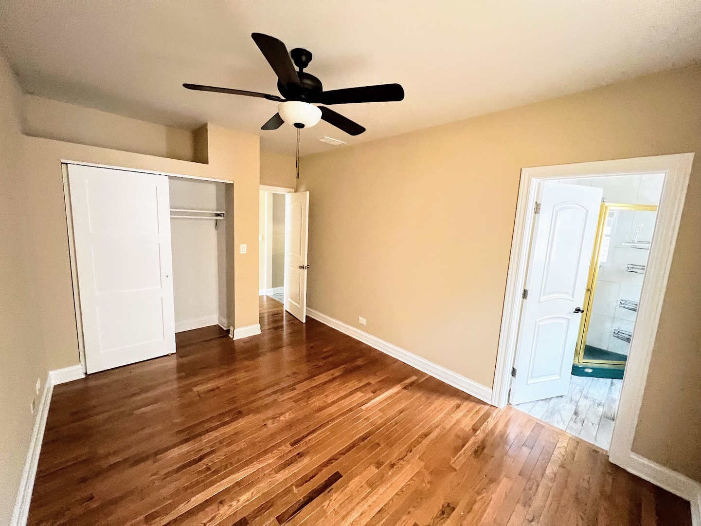5328 W Leland Avenue #2, Chicago, IL 60630